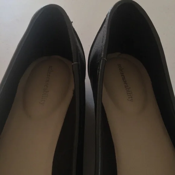 Solesenseability Black Patent Cap Ballet Flats 6 - Picture 6 of 16